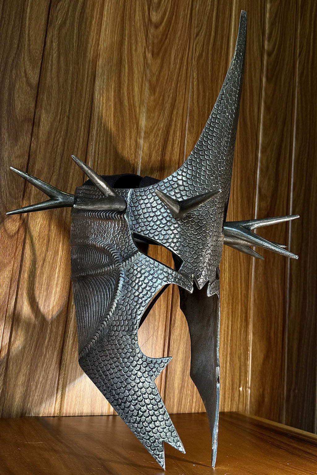 WITCH KING HELMET: VIPER SILVER